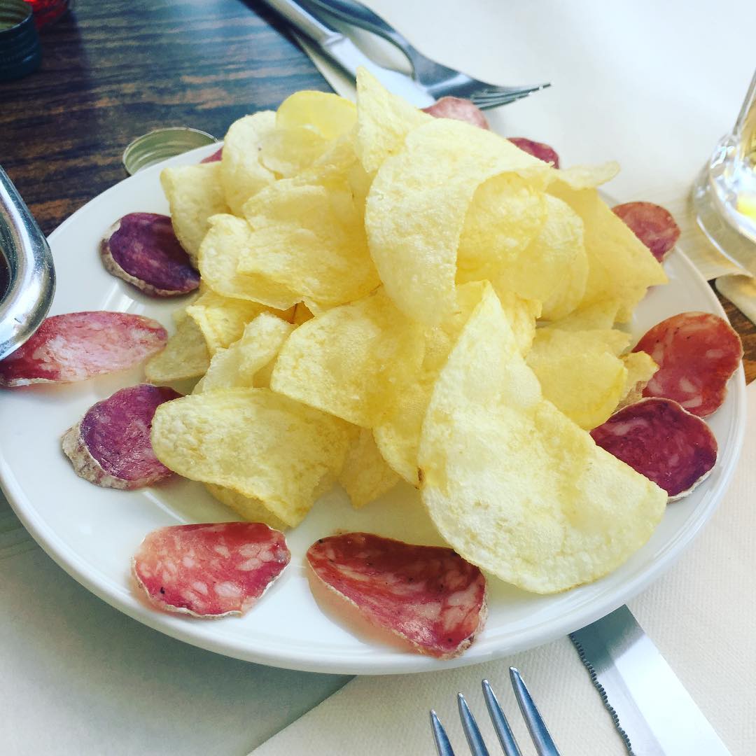 mat_chips_potatis_kott